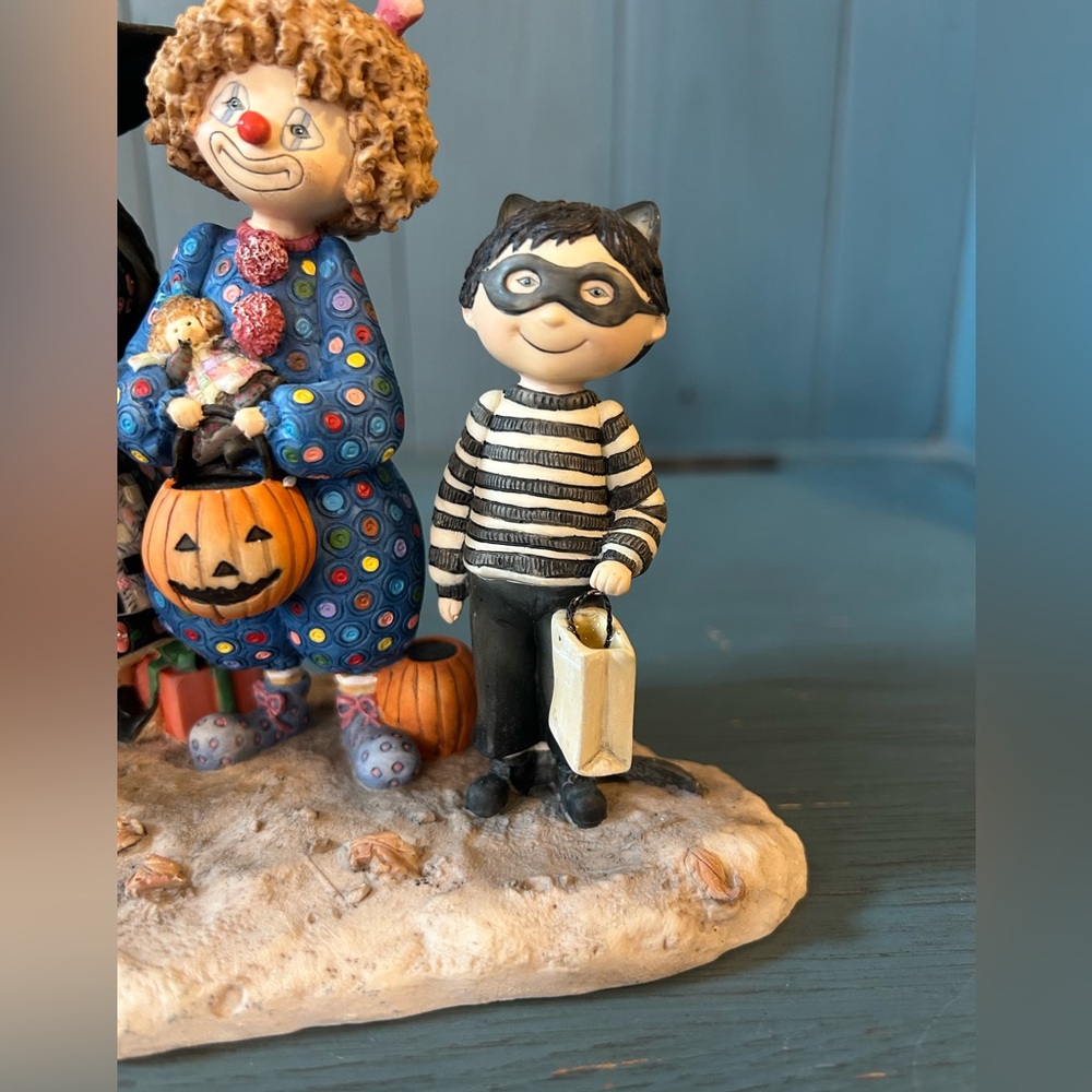 Vintage 1998 Lang & Wise “Special Friends” Halloween Figurine (2nd Edition) - Picture 2 of 14